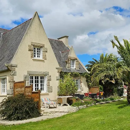 Chez Renee Et Raynal Bed & Breakfast