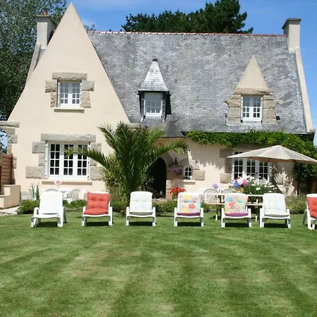 Chez Renee Et Raynal *